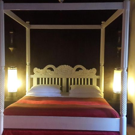 Riad Les Jardins D'Henia Marrakesh Room photo